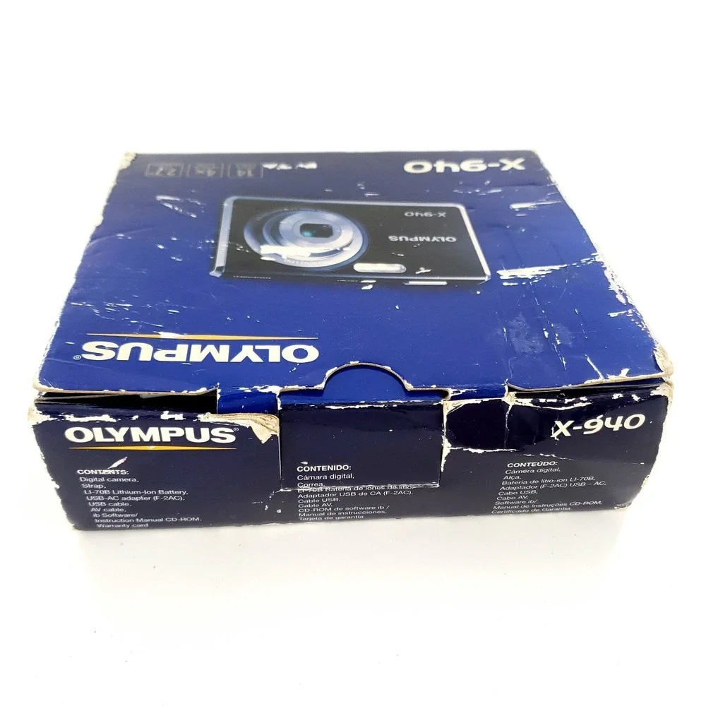 Olympus X-940 14.0MP Digital Camera Silver Brand New Open/Damaged Box